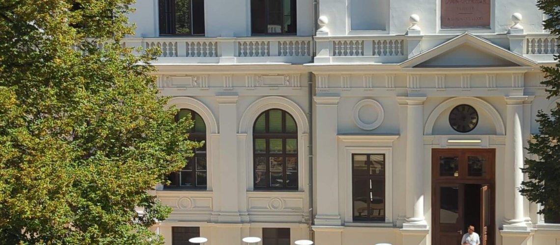 1000000280 1000000280